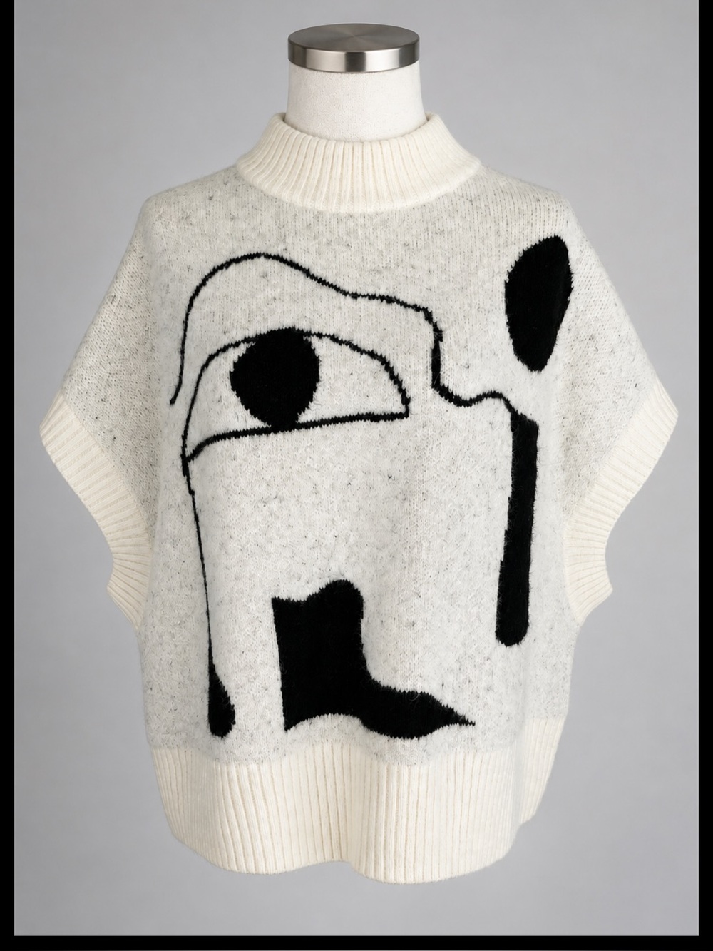 MONKI NWT Abstract Face Oversized Sweater M Short Sleeve Wearable Art